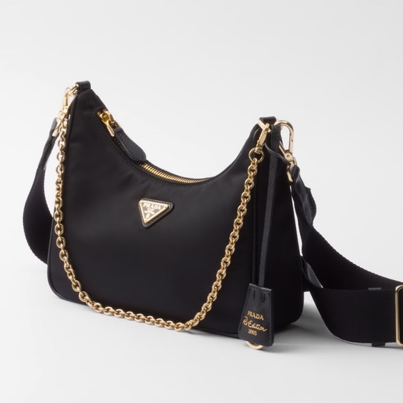 ❌SOLD❌ Prada Re-Edition 2005 Re-Nylon Bag - Picture 2 of 11